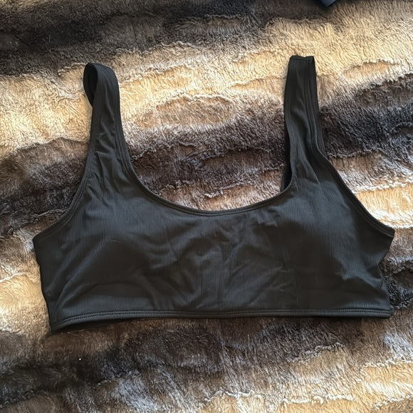 SHEIN/ROMWE 3 Bikini Top Bundle - Picture 8 of 10